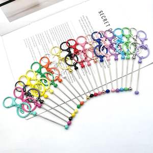 Porte-clés en métal perlé en silicone DIY de haute qualité, coloré, rose, jaune, avec barre émaillée pour perles, modèle « <span class=keywords><strong>Mama</strong></span> », très demandé - Product Image 1
