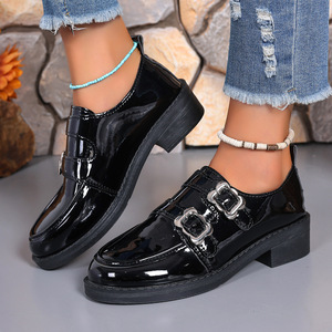 รองเท้าส้นเตี้ยผู้หญิง หนังสีสดใสสำหรับฤดูใบไม้ร่วง ไซส์ใหญ่ พร้อมหัวเข็มขัด รองเท้าหนังแบบเรียบสไตล์อังกฤษ รองเท้าส้นเตี้ยแบบหุ้มข้อ ไซส์ 43 - Product Image 3