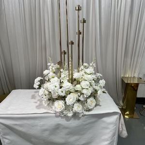 Centro de Mesa de Flores Artificiales Blancas de 60 cm GreenLife Precise Craftsmanship para Decoración de Mesa de Boda y Banquete - Product Image 2