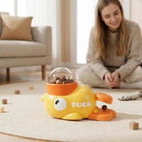Jouet pour chat : Distributeur automatique intelligent de nourriture pour chat, en forme de petit canard jaune, avec fonction de lancement, pour aliments lyophilisés, entièrement lavable et détachable