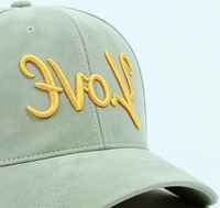 Casquette de baseball 6 panneaux tendance avec logo personnalisé en patch de caoutchouc, légère, respirante, pour usage quotidien décontracté, directement de l'usine