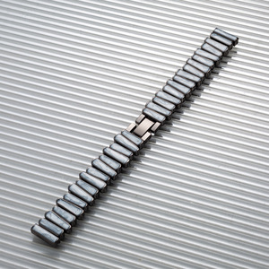 Correa de reloj de metal irregular de lujo compatible con Xiaomi <span class=keywords><strong>Mi</strong></span> <span class=keywords><strong>Band</strong></span> <span class=keywords><strong>NFC</strong></span>, correa elástica, pulsera de moda con degradado, unisex - Product Image 6
