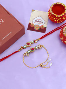 Rakhi de Diseño con Kundan y Perlas, con Brazalete Ajustable para Hermano, Regalo Premium Étnico Indio para el Festival Raksha Bandhan - Product Image 3