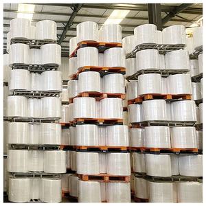 Échantillons gratuits de matières premières de l'industrie de l'hygiène Couches et tampons imperméables et respirants anti-UV avec fonction de fusible - Product Image 4