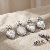 Pendentif Boîte Photo Cœur Tendance en Acier Inoxydable pour Bracelet DIY Module Italien - Accessoires Bijoux