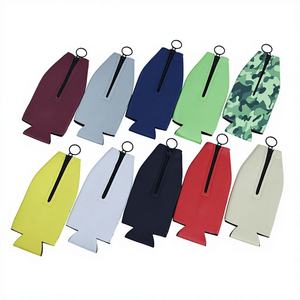 Manchon pour bouteille de bière en cuir à motif camouflage, isolé, style moderne et épuré, avec anneau de traction à fermeture éclair et support pour stubby, logo personnalisé - Product Image 1