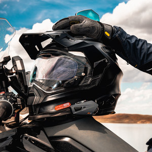 LOBOO R1X Motorradhelm mit 5.2 Headset, Vollgesichts-Design, IP67 Wasserdicht, Eingebauter Langlebiger Akku, Schnellverschluss-Version - Product Image 1