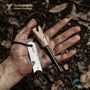 Allume-feu portable léger pour l'extérieur avec manche en bois, outil de survie multifonctionnel pour le camping, la randonnée et l'utilisation en milieu sauvage - Product Image 4