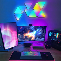 Paquet de 10 appliques murales intelligentes triangulaires modulaires APP télécommande panneaux lumineux LED synchronisation musicale lumières de jeu RVB