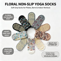 Chaussettes de yoga vintage à motif floral pour femmes, chaussettes de Pilates antidérapantes à revers volanté, avec grip en silicone en forme de cœur, chaussettes de cheville antidérapantes pour le sol