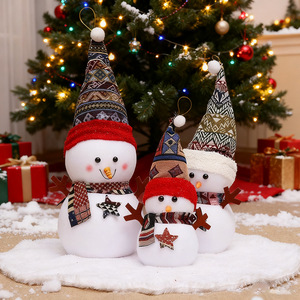 Handmade <b>Christmas</b> Gift Decorations Snowman Doll Figurine Fabric <b>Christmas</b> Tree Ornament Indoor Use Mall <b>Window</b> <b>Display</b> - Product Image 2