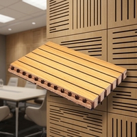 Panneau acoustique en bois rainuré pour murs et plafonds, design commercial intérieur, pour bureaux, salles de conférence et studios
