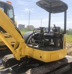 Moteur Yanmar - Composants principaux fabriqués au Japon, mini-excavatrice Komatsu PC40MR-2 d'occasion de haute qualité, poids opérationnel de 4 tonnes - Product Image 6