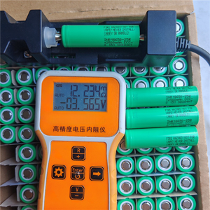 Samsuny INR18650 25R литиевая батарея 2500 мАч <span class=keywords><strong>30A</strong></span> 3,7 V перезаряжаемая 12C скорость разряда цилиндрическая литий-ионная батарея - Product Image 6