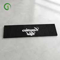 Tapis de bar en PVC personnalisé Ensemble d'accessoires de tapis de service en caoutchouc avec paille pour boire en promotion