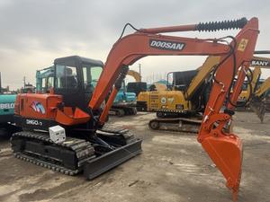 Good <b>Running</b> Condition Used Doosan DH60 6 Ton Excavator Second-hand Mini Digger in Stock for Hot Sale - Product Image 3