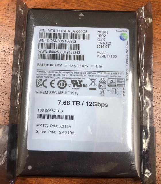 For PM1643A 7.68TB SAS Metal New Enterprise SSD 2.5" with 3200MB/s Read/Write for Server Storage