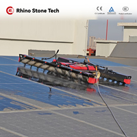Robot de nettoyage de panneaux solaires à haute efficacité pour l'entretien des centrales photovoltaïques industrielles