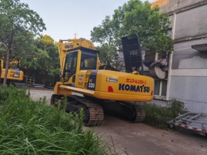 PC220-8รถขุด Komatasu ตีนตะขาบมือสองพร้อมฟังก์ชั่นที่สมบูรณ์ - Product Image 2