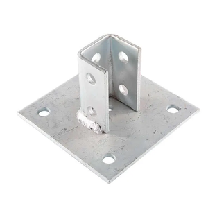 Accessoires solaires : Base de poteau monocanal en acier galvanisé à fentes - Product Image 1