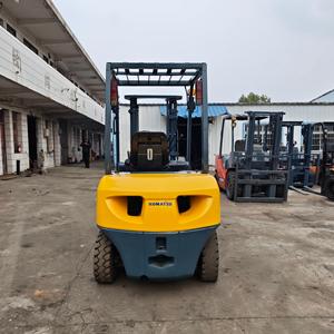Used Komatsu FD25 2.5 Ton Diesel Forklift Truck with for Engine Hydraulic <b>Side</b> Shifter Solid Tires-in Stock - Product Image 5