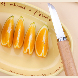 Batidor de huevos de acero inoxidable con mango de madera, material de haya, herramienta práctica para hornear, para uso en la cocina - Product Image 1