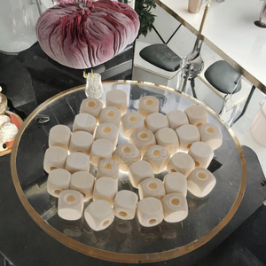 Perles en bois carrées de couleur naturelle, à grand trou, en forme de cube, accessoires de bijouterie, vente en gros en vrac - Product Image 1