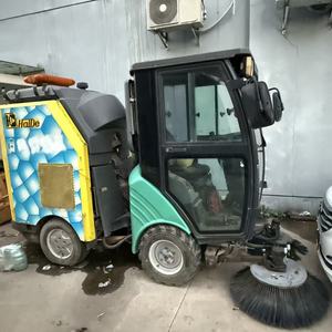 Balayeuse routière d'occasion Haide S16 avec cabine complète climatisée, moteur diesel, pour le nettoyage des rues, des usines et des parcs. - Product Image 1