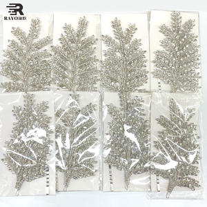 Peigne à Cheveux de <span class=keywords><strong>Mariage</strong></span> <span class=keywords><strong>avec</strong></span> Applique de Strass, Épingle à Cheveux Feuilles et Perles, Ornements de Tête en Cristal pour Mariées et Demoiselles d'Honneur - Product Image 6