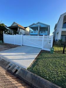 Paneles de valla de semiprivacidad de PVC de celosía moderna personalizable, yardas australianas resistentes a los rayos UV para cercado de seguridad junto a la piscina - Product Image 4