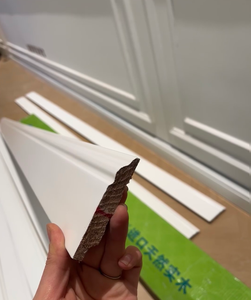 Vente directe du fournisseur, design européen, <span class=keywords><strong>corniche</strong></span> décorative en bois massif blanc minimaliste, écologique, pour villa, hôtel, hôpital - Product Image 2