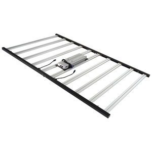 Systèmes de solutions personnalisées pour éclairage de culture 600W-1500W Samsung LM301H EVO Spectre complet Haute intensité PPFD pour l'agriculture verticale intérieure - Product Image 3