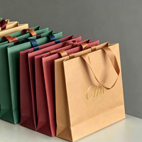 Sac cadeau en carton ivoire commercial, recyclable, personnalisable, avec impression de marque, capacité de 6 à 9 kg