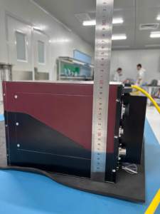 <span class=keywords><strong>Source</strong></span> laser à fibre refroidie par air <span class=keywords><strong>CS</strong></span> 1 kW pour usage industriel - Product Image 2