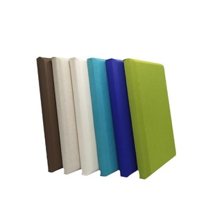 <span class=keywords><strong>Tête</strong></span> <span class=keywords><strong>de</strong></span> <span class=keywords><strong>lit</strong></span> rembourrée douce <span class=keywords><strong>de</strong></span> luxe en WPC pour chambre <span class=keywords><strong>de</strong></span> roi/reine/enfants insonorisée velours éponge panneau mural décor pour salon - Product Image 5
