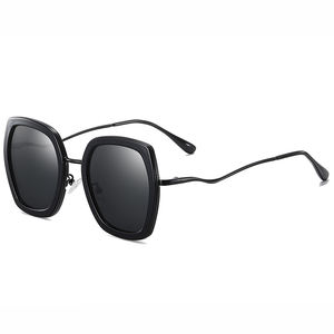 Nuevas Gafas de Sol de Moda 2022, Venta al por Mayor, Multicolores, Polarizadas, Estilo Siamés, para Mujer - Product Image 5