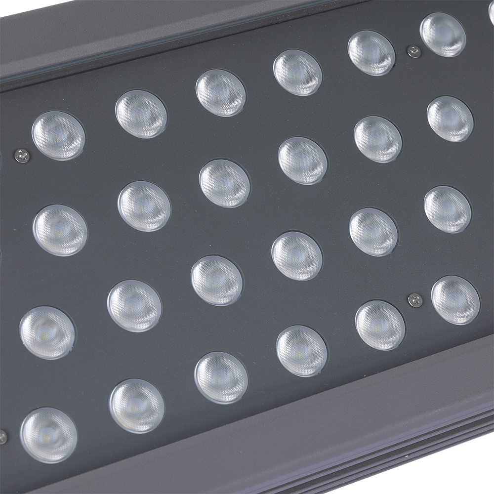 Best Selling High Bright IP65 AC LED Floodlight with Aluminum Construction for Landscape & Garden Use ROHS Certified