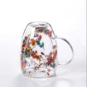 Cadeau de Noël Poignée tasses <span class=keywords><strong>tasse</strong></span> en verre borosilicate pour infuser des fleurs sèches <span class=keywords><strong>double</strong></span> <span class=keywords><strong>paroi</strong></span> tasses à café en verre <span class=keywords><strong>tasse</strong></span> à thé bouteilles en verre - Product Image 5