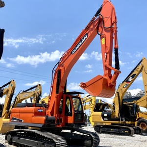 Excavatrice d'occasion Doosan DX300 LC-9C de 30 tonnes, grande pelle hydraulique, faible nombre d'heures, modèle 2023, stock, excavatrice sur chenilles d'occasion - Product Image 6