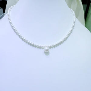 Collares de Lujo Ligero para Mujer, Círculo Perfecto Impecable, Combinados con Collar de Perlas de 3-3.5mm - Product Image 1