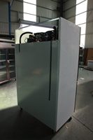 Congélateur vertical 800L six portes, classe climatique 5, pour cuisine d'hôtel