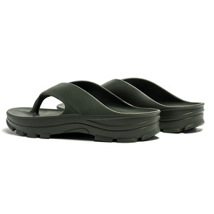 Sandales de plage confortables grande taille antidérapantes à semelle injectée pour femmes, hommes et adultes - Product Image 5