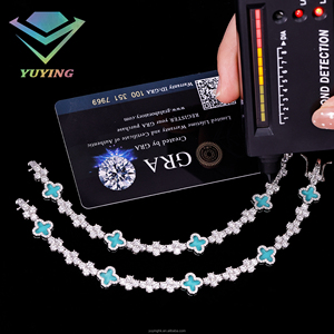 สร้อยข้อมือเทนนิสลายใบโคลเวอร์สี่แฉก ประดับเพชรโมอิสซาไนต์ VVS ชุบทอง เงินแท้ 925 ผ่านการทดสอบเพชร ได้รับการรับรองจาก GRA - Product Image 5
