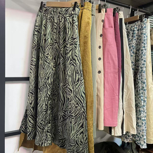 Vêtements de seconde main pour <span class=keywords><strong>hommes</strong></span> et femmes Tailles adaptées à l'âge 45kg/65kg/80kg/100kg Vêtements de seconde main emballés en gros pour adultes - Product Image 4