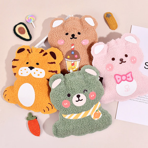Bouteille d'<span class=keywords><strong>eau</strong></span> <span class=keywords><strong>chaude</strong></span> en peluche de velours Teddy, remplissable, mignonne et portable, pour réchauffer les mains et les pieds, <span class=keywords><strong>chaude</strong></span> et froide - Product Image 1