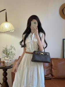 Elora Woven Tote <strong>Bag</strong> <strong>2025</strong> Spring Collection High-End All-Match Small Square Tote <strong>Handbag</strong> Magnetic Closure Beach Casual Style - Product Image 3