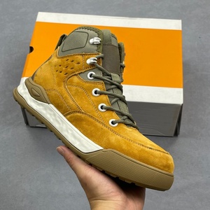 Chaussures de marche neutres de luxe, bottes de travail en cuir véritable de créateur original, style streetwear, bottes jaunes imperméables - Product Image 3