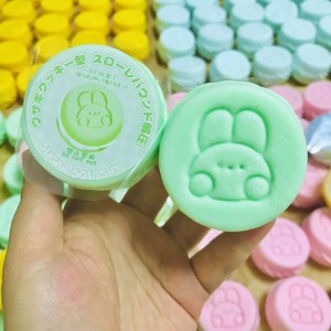 Jouets anti-stress squishy à montée lente en forme de gâteau de lapin mignon quatre couleurs Rednote PU Kawaii, petits jouets à presser pour cadeaux - Product Image 3