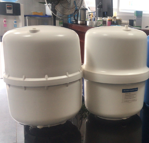 Réservoir à pression universel en plastique pour système d'osmose inverse, capacité de 3 à 5 gallons, réservoir de stockage d'eau pure haute capacité, fournisseur - Product Image 5