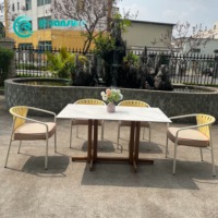 Ensemble de table rectangulaire et de chaises de salle à manger en aluminium pour patio moderne, design unique en sangle, chaise de jardin pour usage extérieur, pour cour, villa